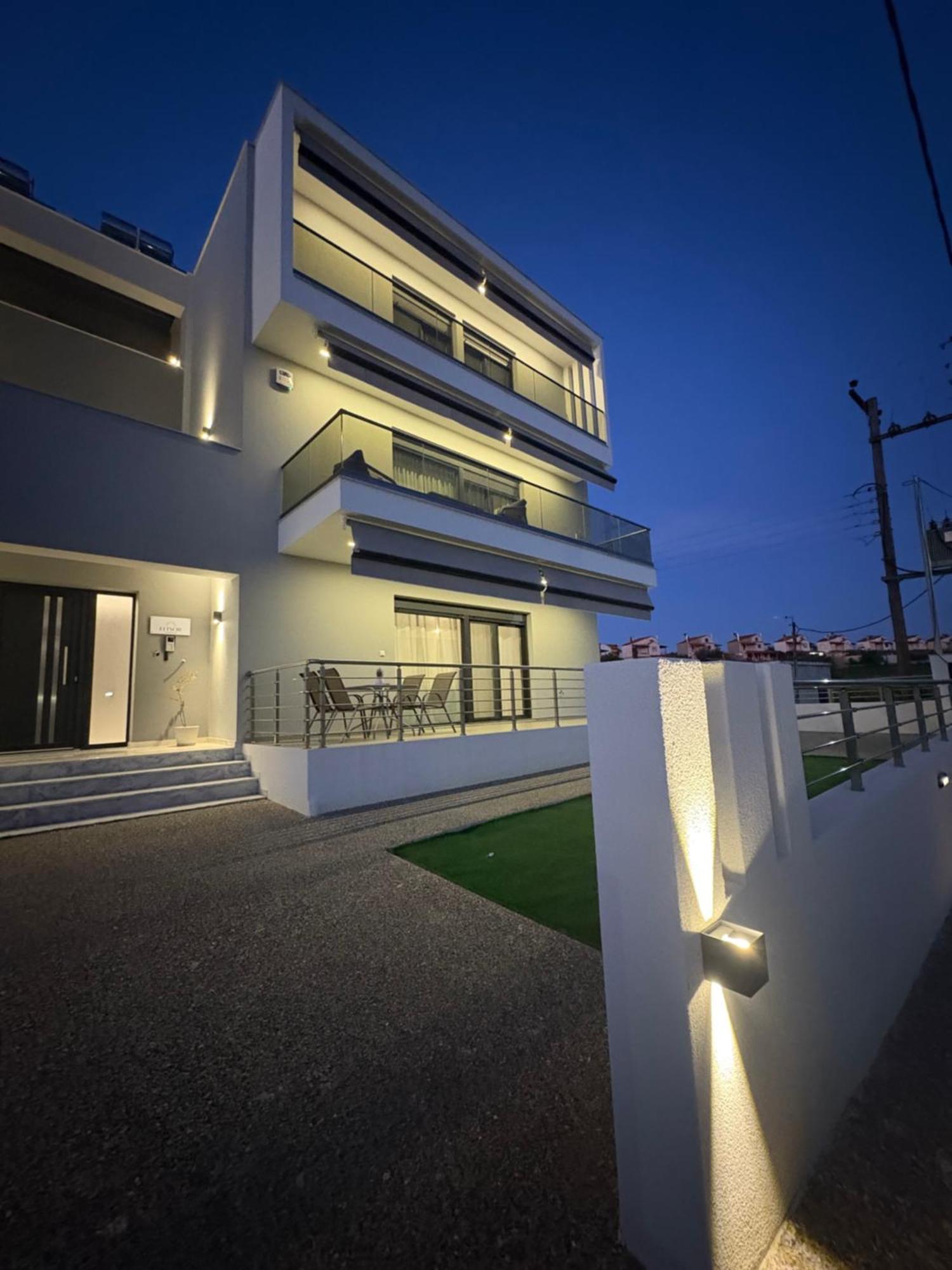 Elinor Apartments Flogita Exterior photo